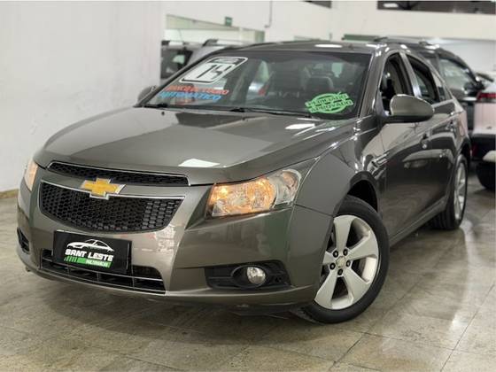 CHEVROLET CRUZE 1.8 LT 16V FLEX 4P AUTOMÁTICO CHEVROLET CRUZE 1.8 LT 16V FLEX 4P AUTOMÁTICO